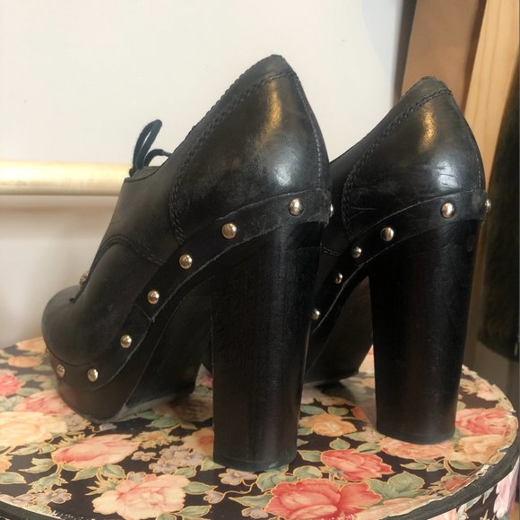 Dark academia Vince Camuto Canasta Studded Oxfords - Picture 6 of 6